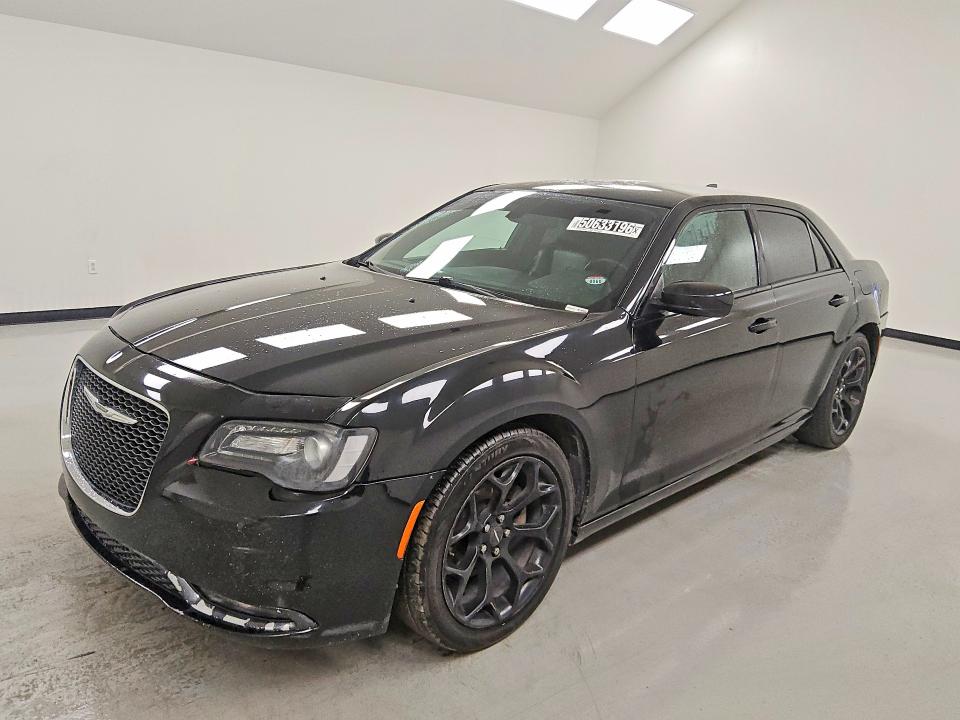 2019 CHRYSLER 300 — VIN 2C3CCABG9KH516011