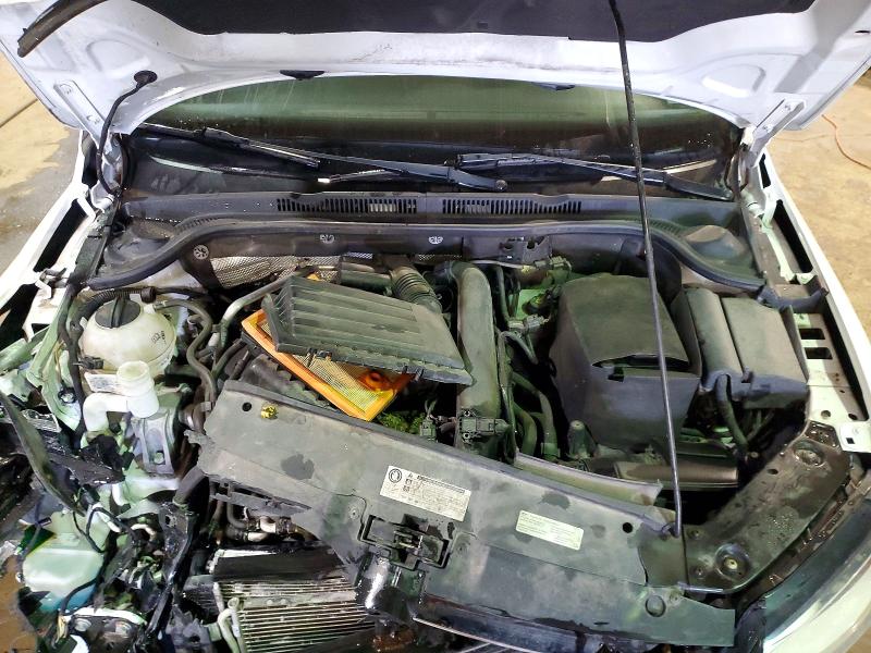 3VW2B7AJ3HM344432