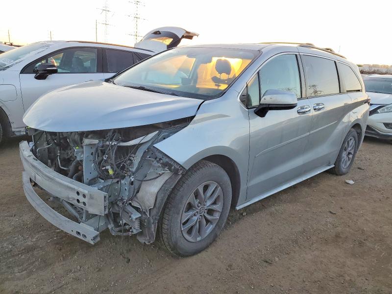 2022 TOYOTA SIENNA — VIN 5TDYRKEC2NS085645