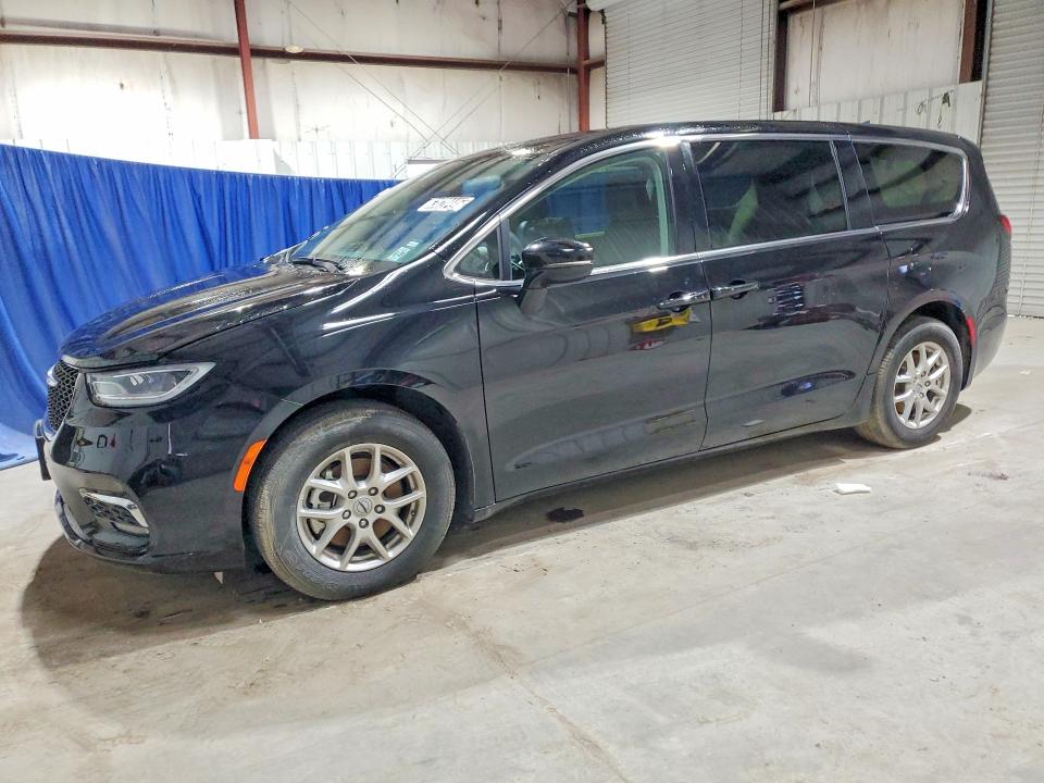 2024 CHRYSLER PACIFICA — VIN 2C4RC1BG1RR151267