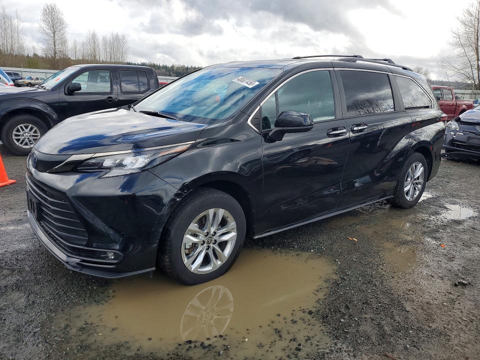 2022 TOYOTA SIENNA — VIN 5TDASKFC4NS054319