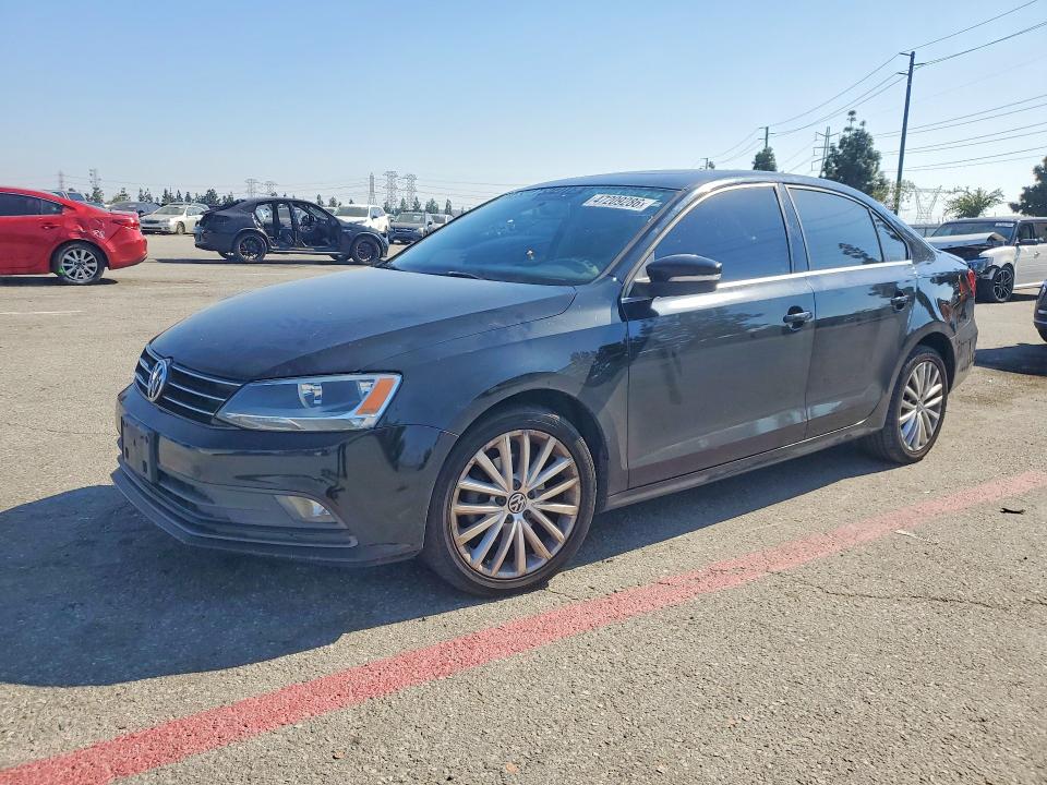 2015 VOLKSWAGEN JETTA — VIN 3VWD17AJ4FM333867