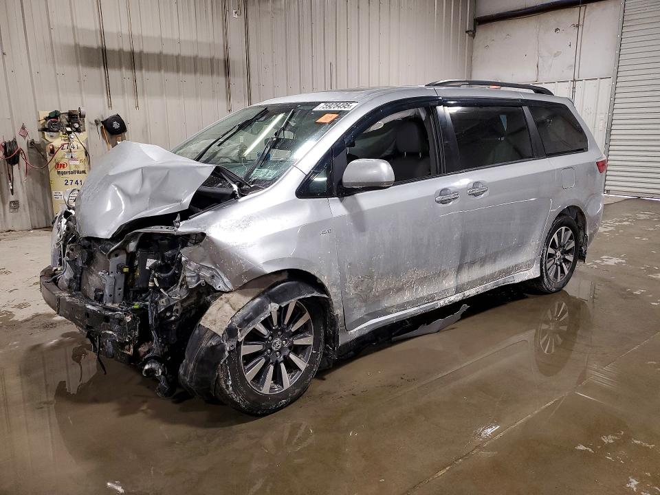 2019 TOYOTA SIENNA — VIN 5TDDZ3DC4KS217905
