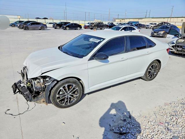 2024 VOLKSWAGEN JETTA — VIN 3VWBM7BU1RM086724