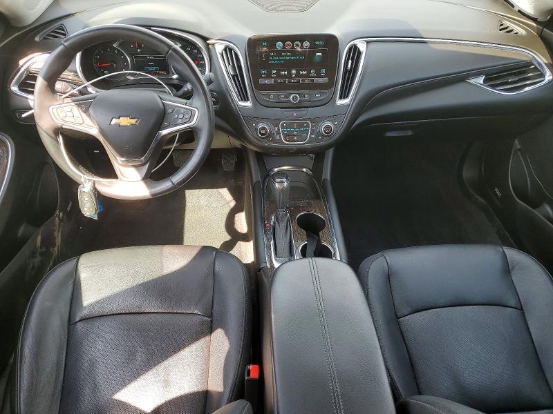 1G1ZE5SX4JF102117