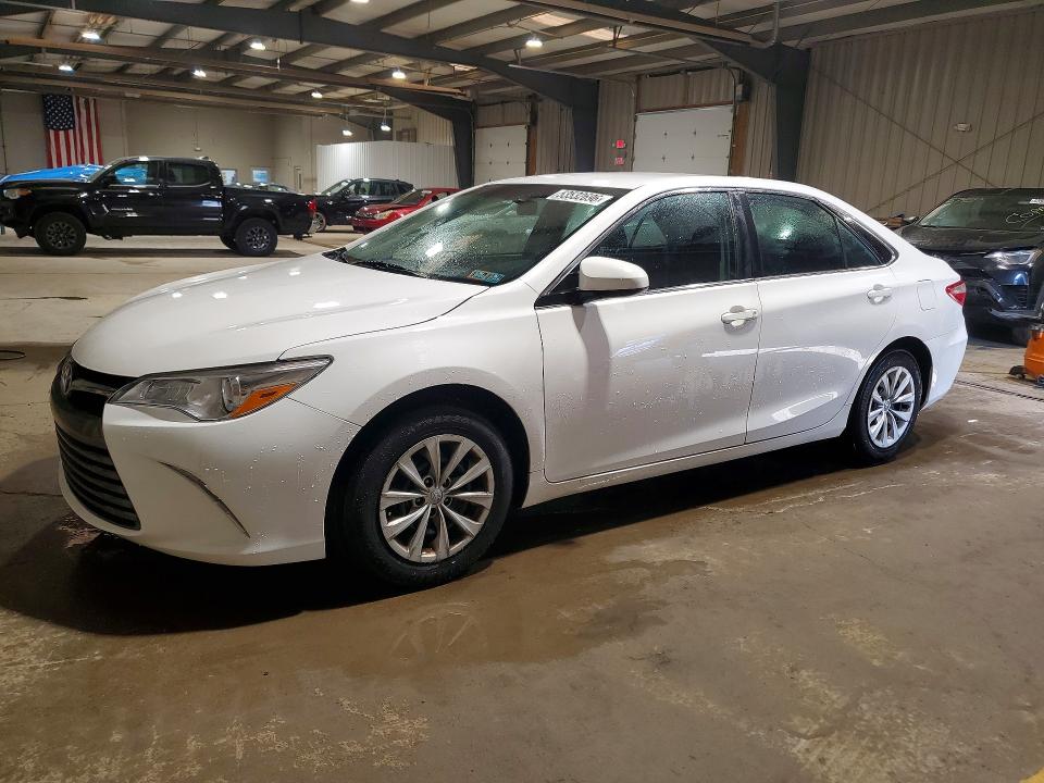 2015 TOYOTA CAMRY — VIN 4T1BF1FK5FU042540