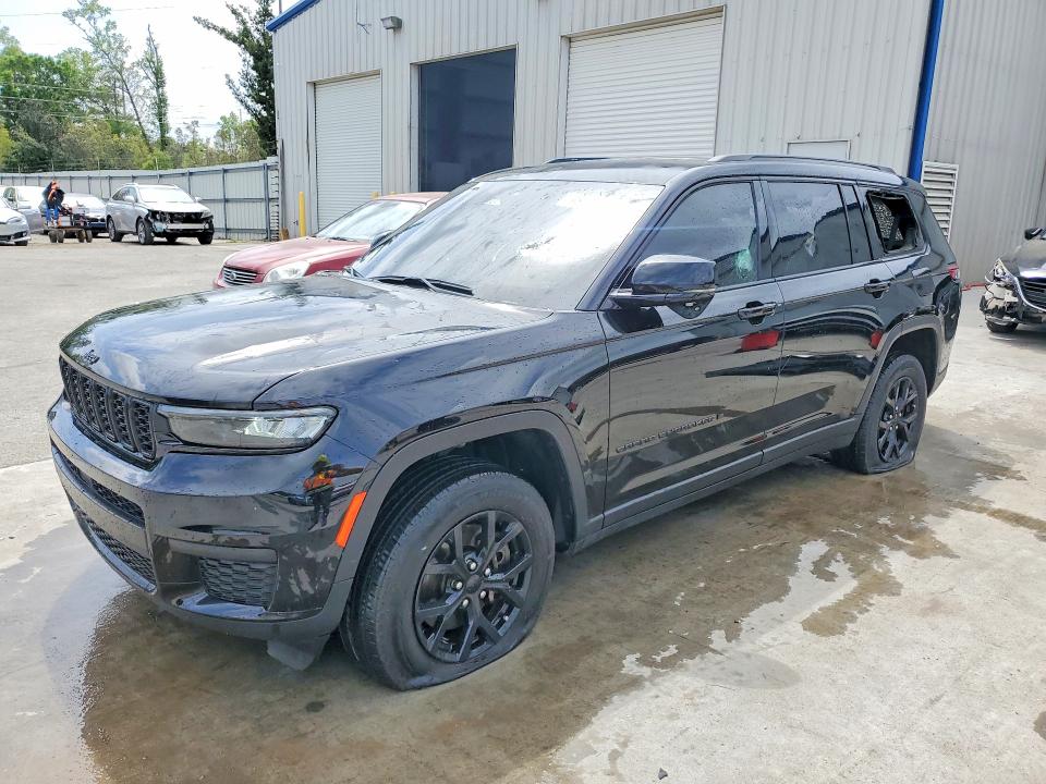 2024 JEEP GRAND CHEROKEE — VIN 1C4RJJAG4R8551374