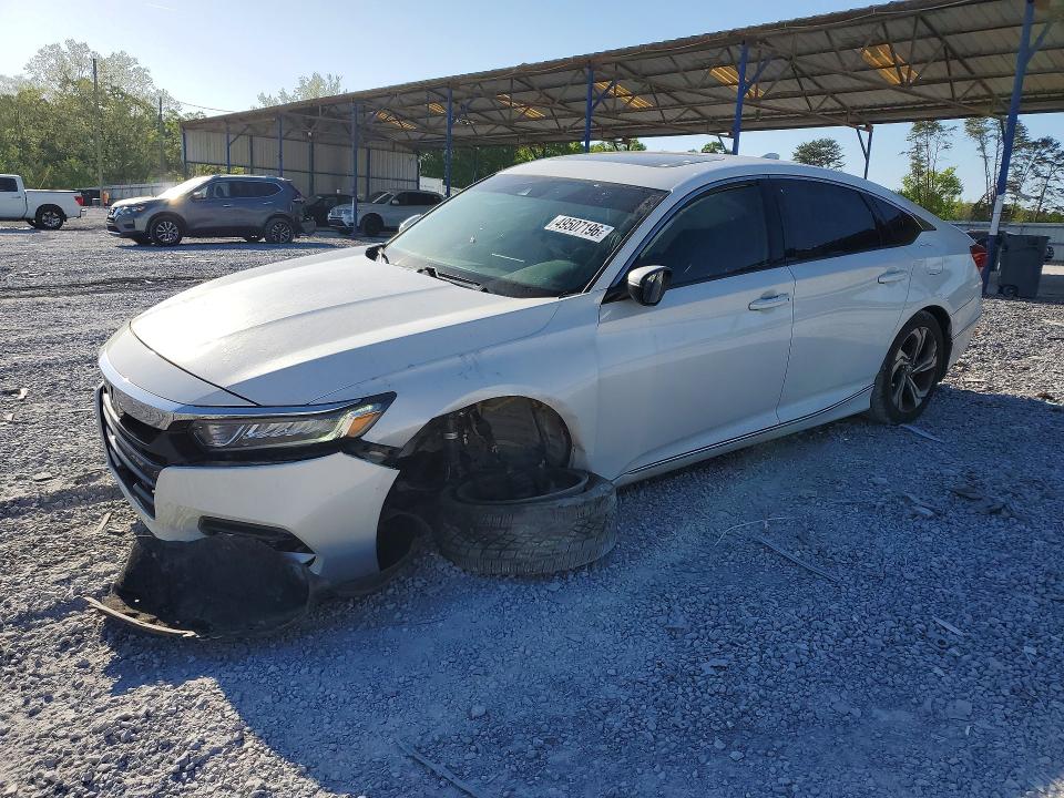 2018 HONDA ACCORD — VIN 1HGCV1F6XJA215172