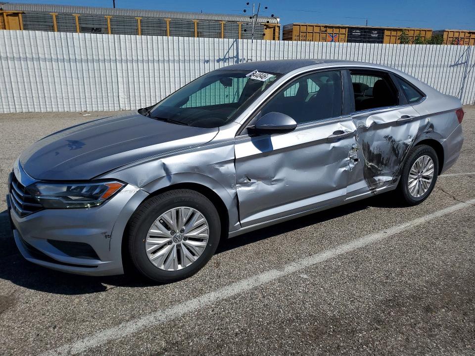 2019 VOLKSWAGEN JETTA — VIN 3VWCB7BU1KM205601