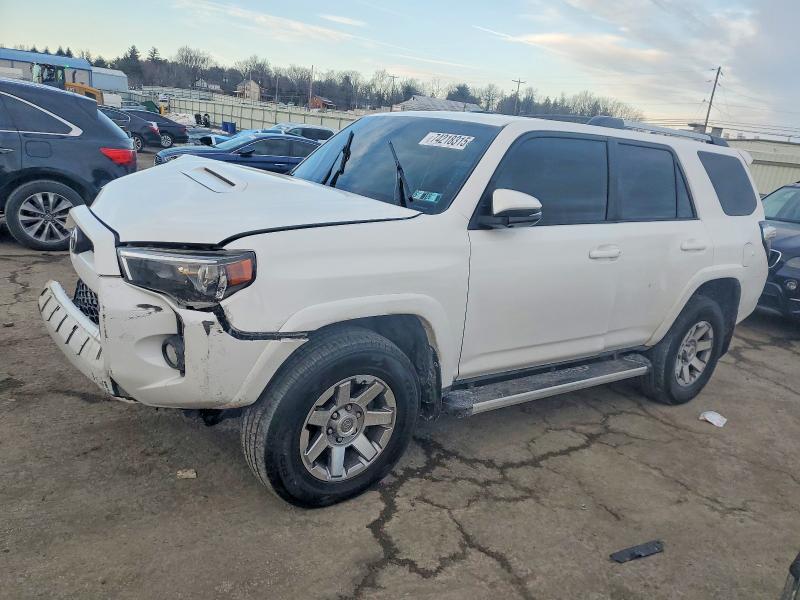 2016 TOYOTA 4RUNNER — VIN JTEBU5JR4G5373896