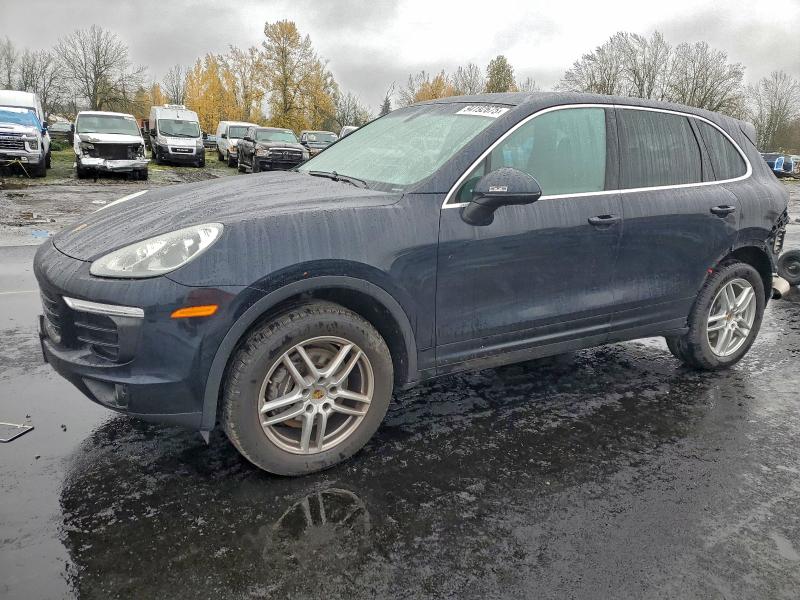 2017 PORSCHE CAYENNE — VIN WP1AA2A25HKA89348