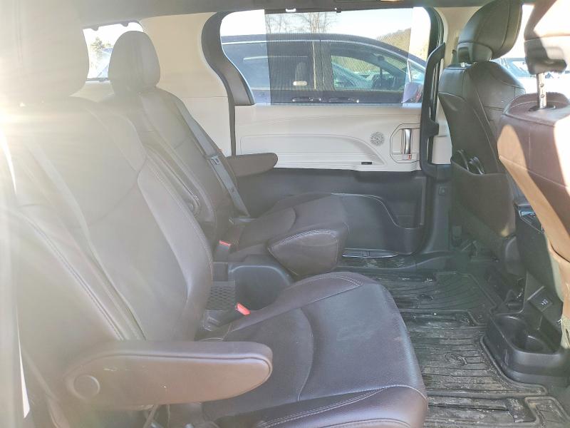 5TDESKFC1PS105604