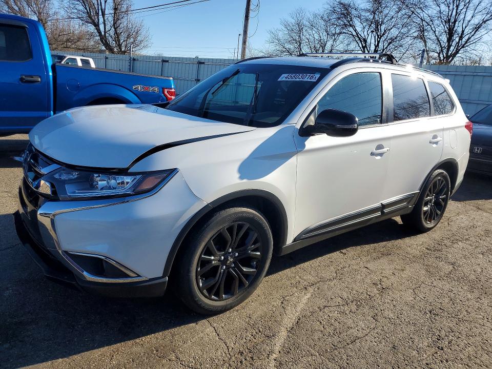 2018 MITSUBISHI OUTLANDER — VIN JA4AD3A35JZ061158