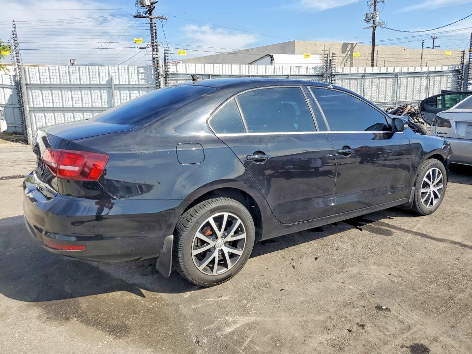 3VWDB7AJ2JM259631