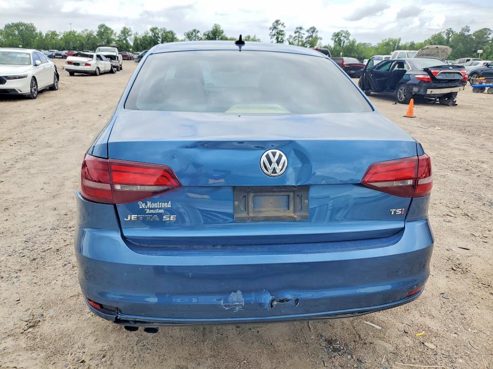 3VWDB7AJ8HM333712