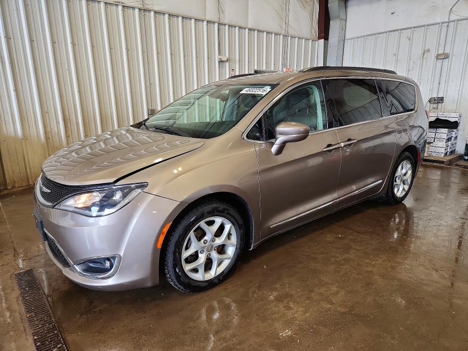 2017 CHRYSLER PACIFICA — VIN 2C4RC1BG8HR810086