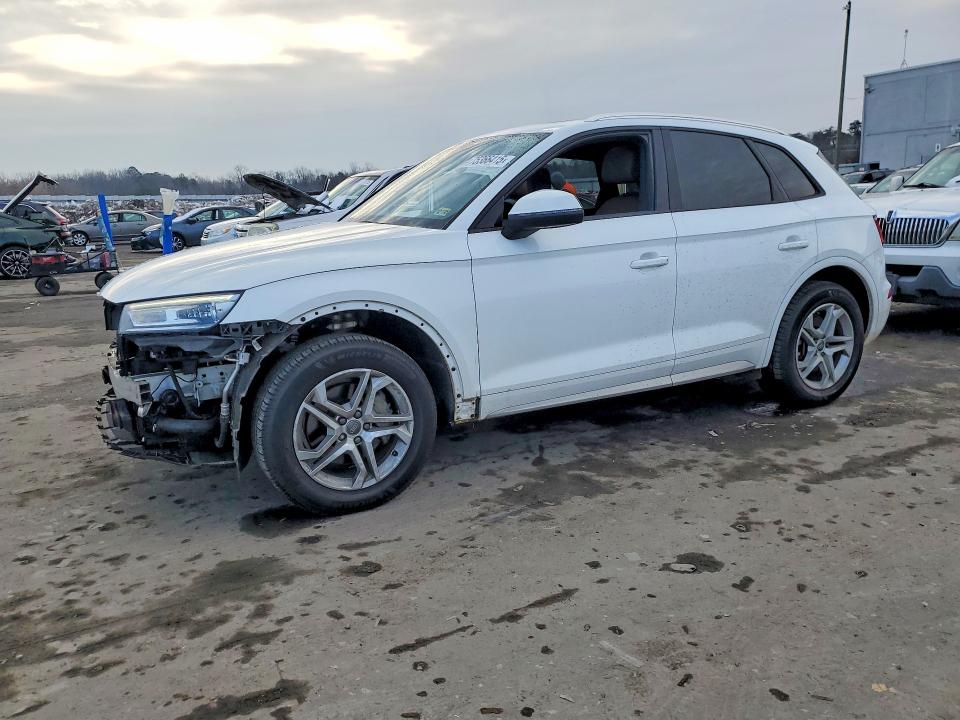 2018 AUDI Q5 PREMIUM — VIN WA1ANAFY4J2044639
