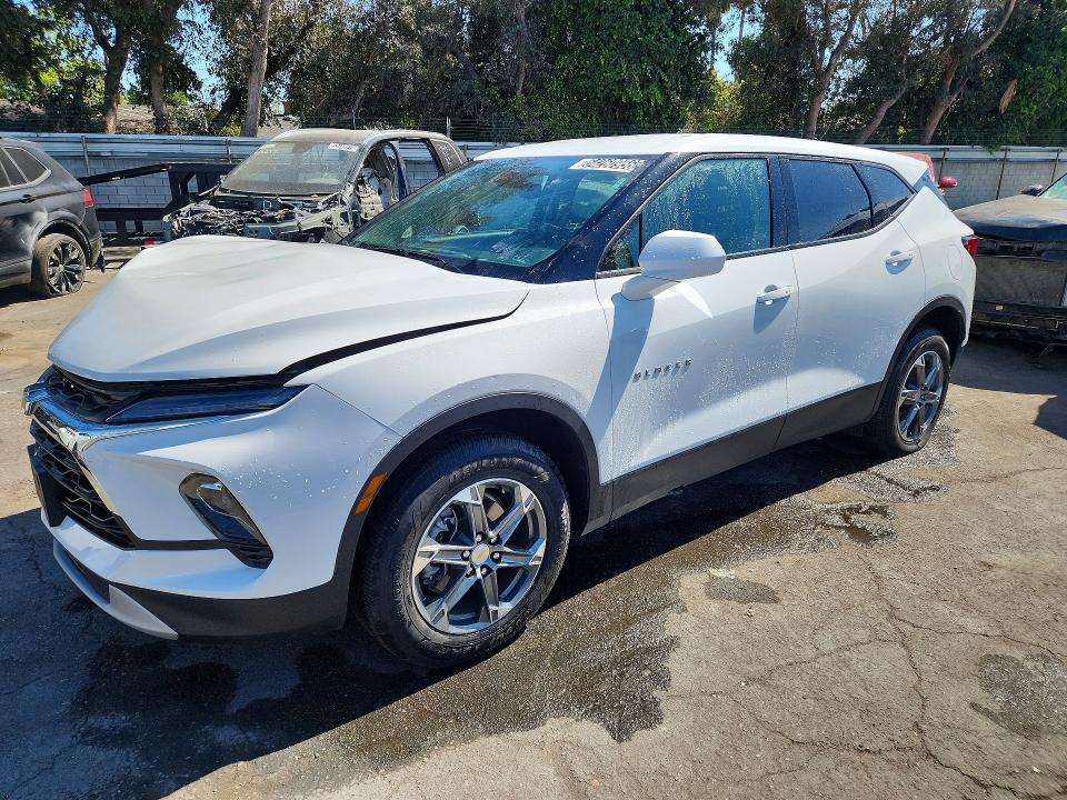 2025 CHEVROLET BLAZER — VIN 3GNKBHR45SS240252
