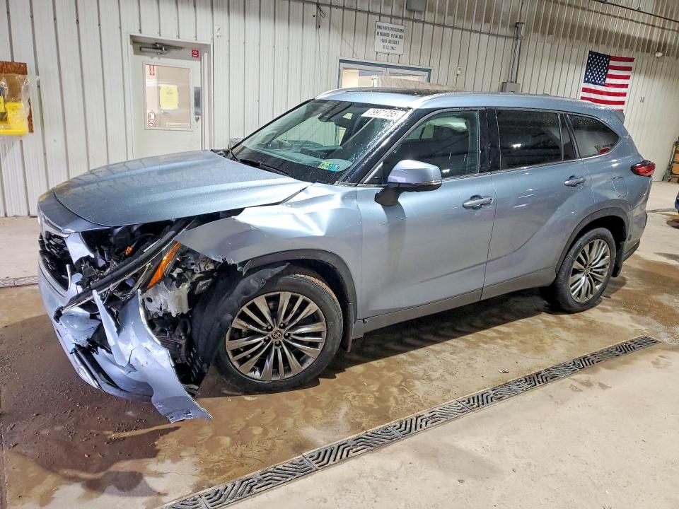 2021 TOYOTA HIGHLANDER — VIN 5TDFZRBH7MS157275