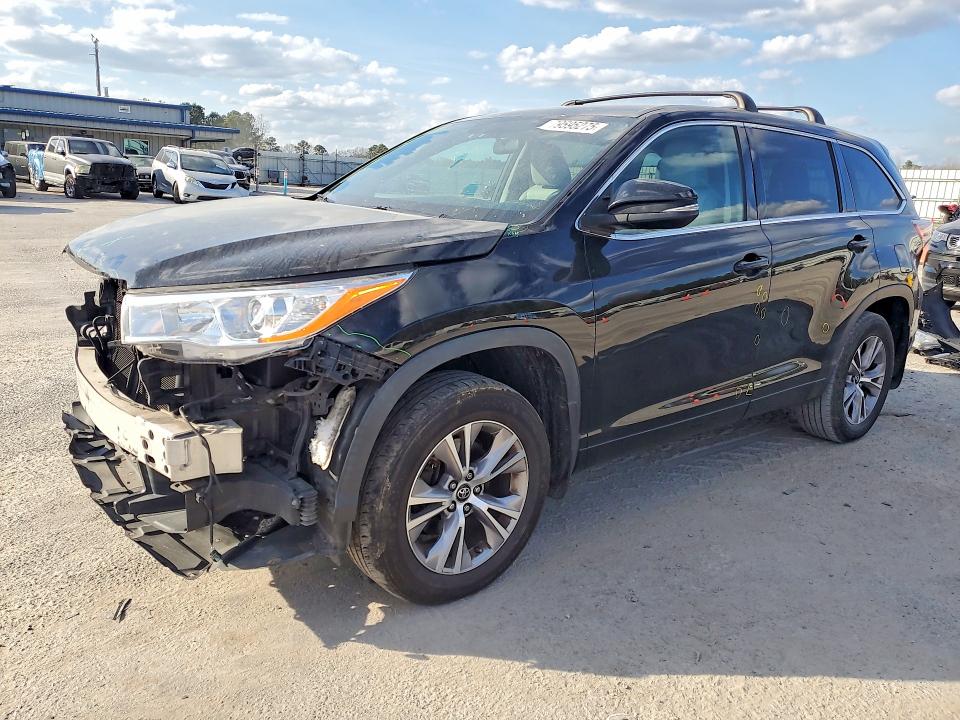 2016 TOYOTA HIGHLANDER — VIN 5TDBKRFH8GS329721