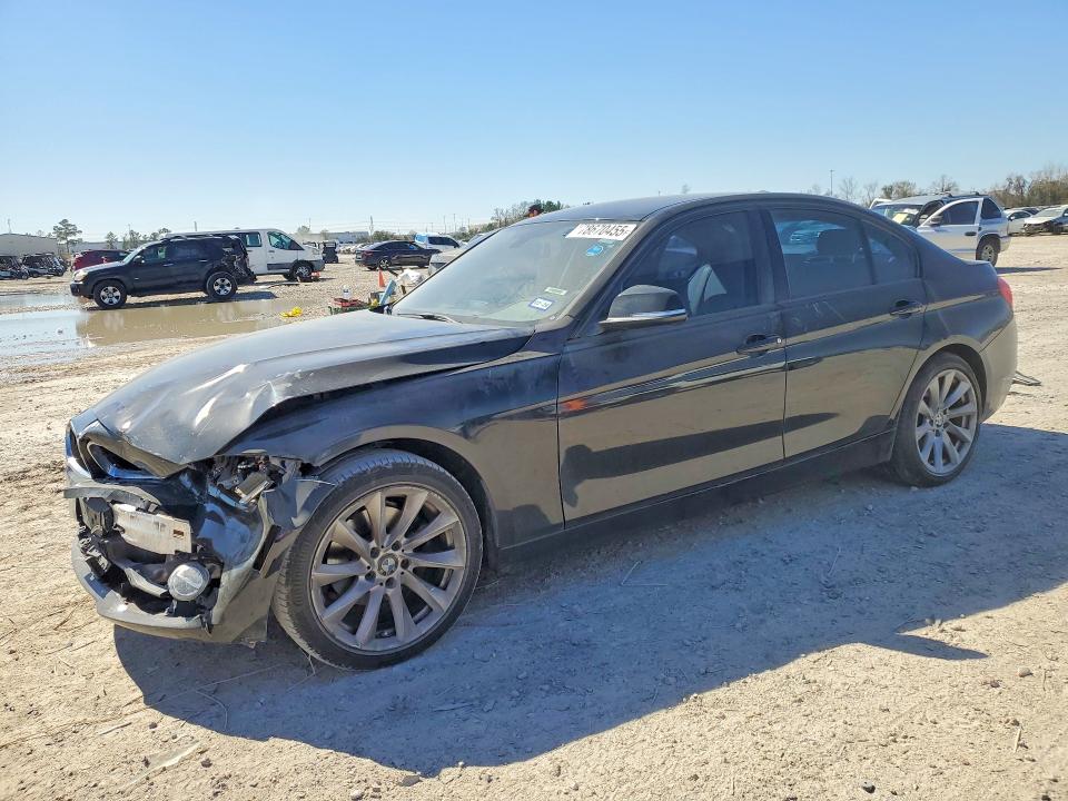2018 BMW 320 — VIN WBA8E1G52JNU90695