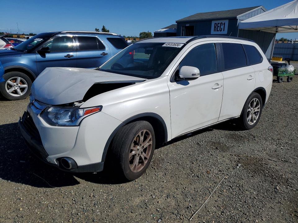 2015 MITSUBISHI OUTLANDER — VIN JA4AD3A31FZ007203