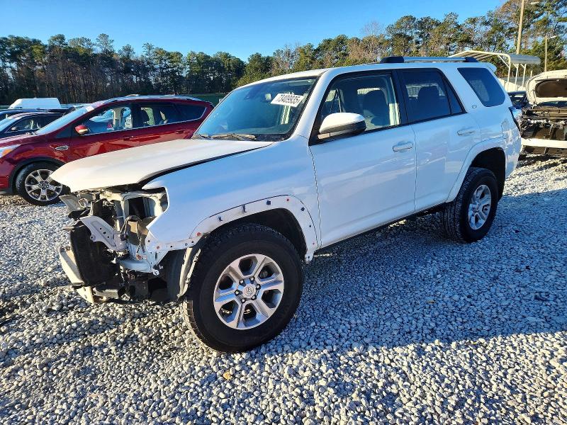 2022 TOYOTA 4RUNNER SR — VIN JTEMU5JR1N6060093