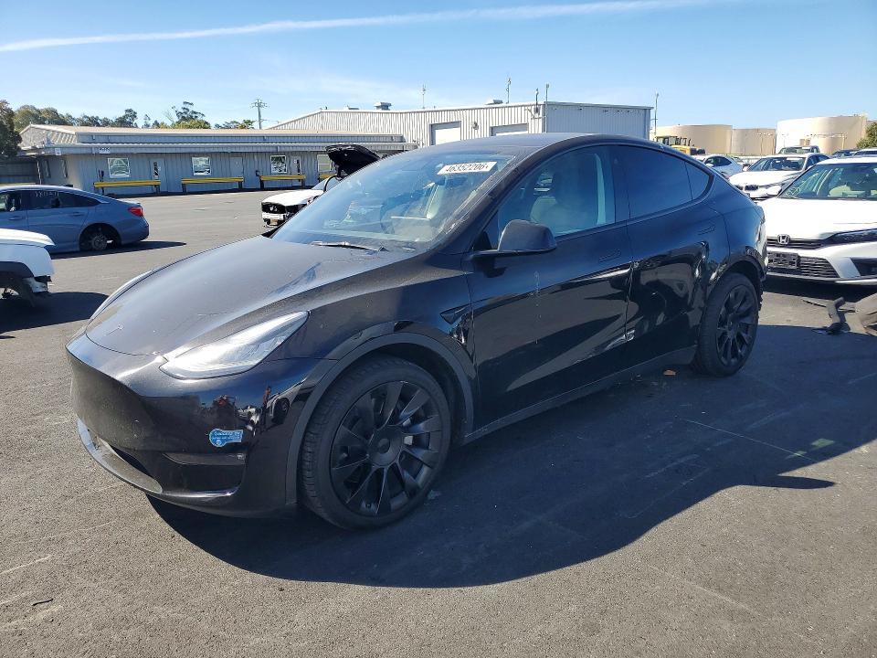 2021 TESLA MODEL Y — VIN 5YJYGDEE7MF180322