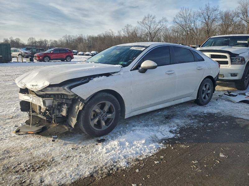 2022 KIA K5 LX — VIN 5XXG24J22NG118251