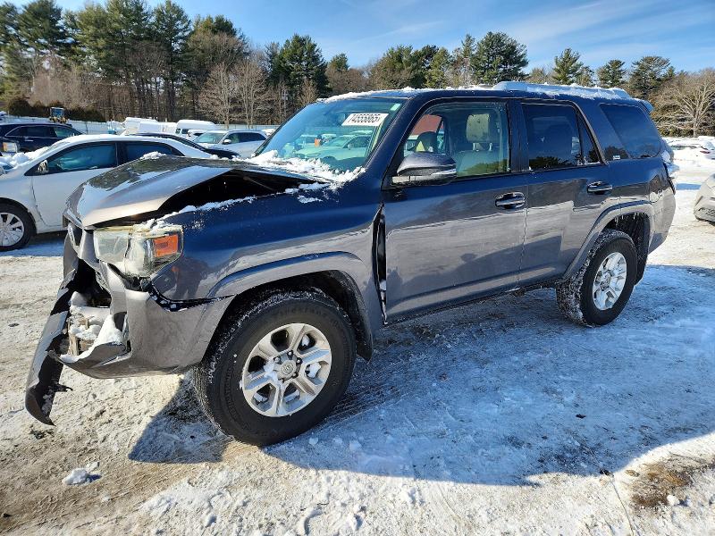 2015 TOYOTA 4RUNNER SR — VIN JTEBU5JR2F5209951