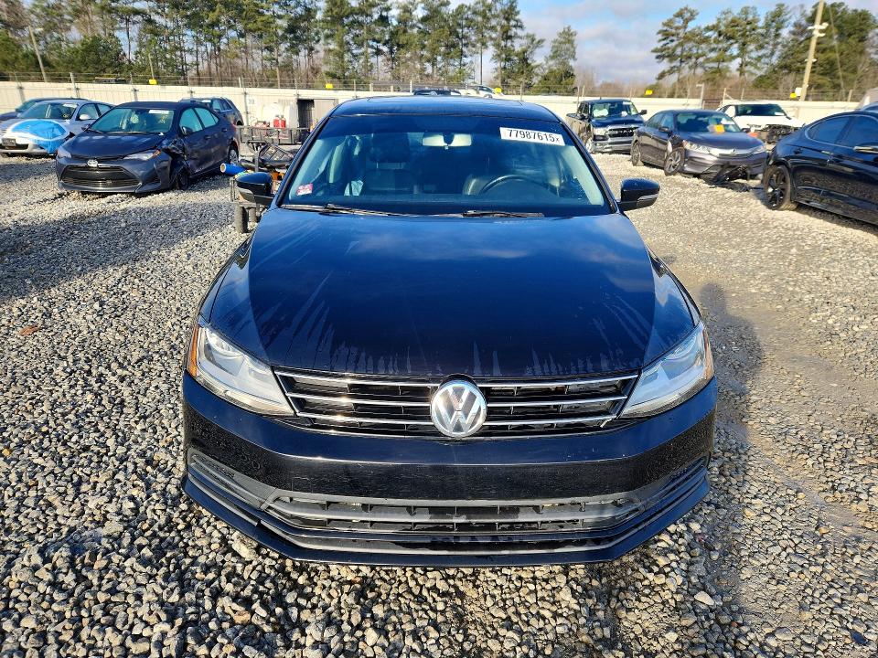3VWDB7AJ8HM296354