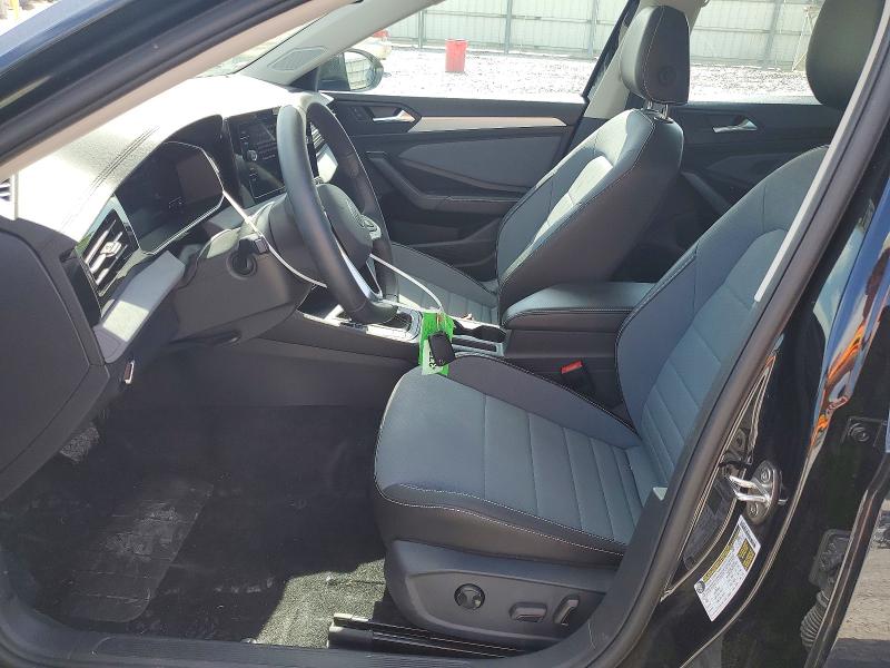 3VW7W7BU8TM005242