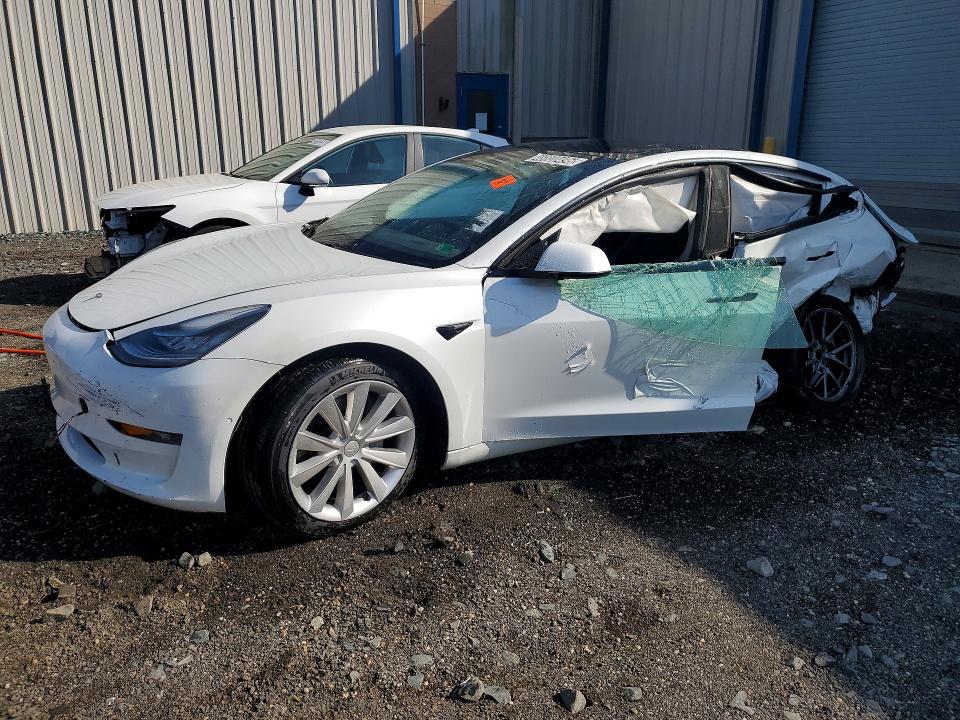 2021 TESLA MODEL 3 — VIN 5YJ3E1EA2MF861032