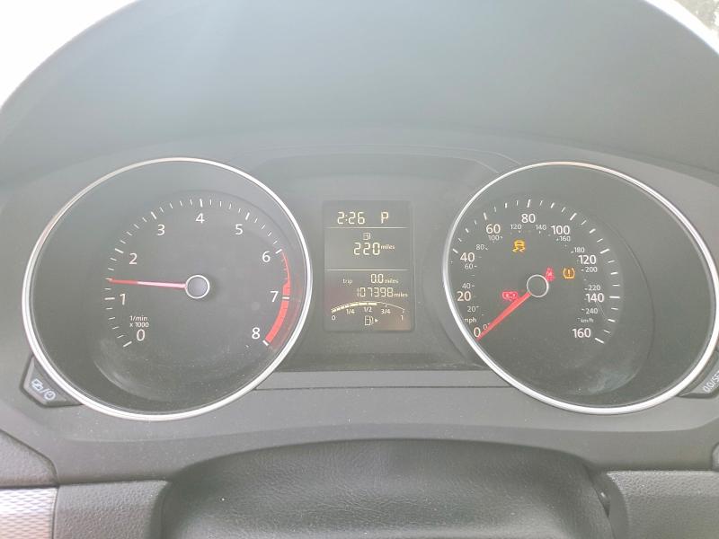 3VW2B7AJ3HM381027