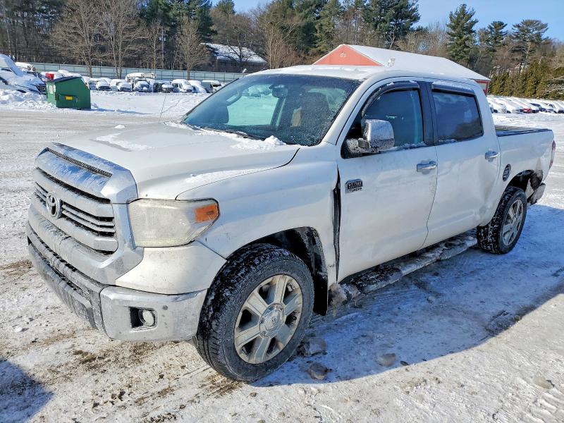 2016 TOYOTA TUNDRA — VIN 5TFAY5F18GX552003