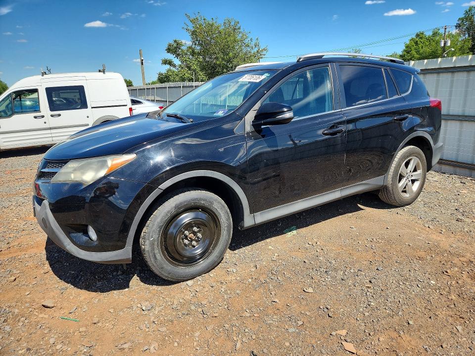 2015 TOYOTA RAV4 — VIN 2T3RFREVXFW357494