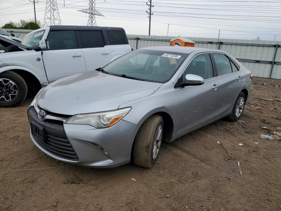 2016 TOYOTA CAMRY — VIN 4T4BF1FK3GR567815