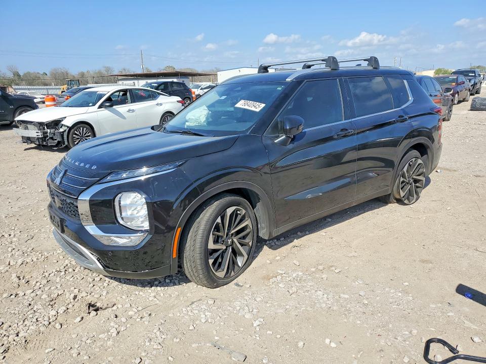 2023 MITSUBISHI OUTLANDER — VIN JA4J3UA89PZ062052