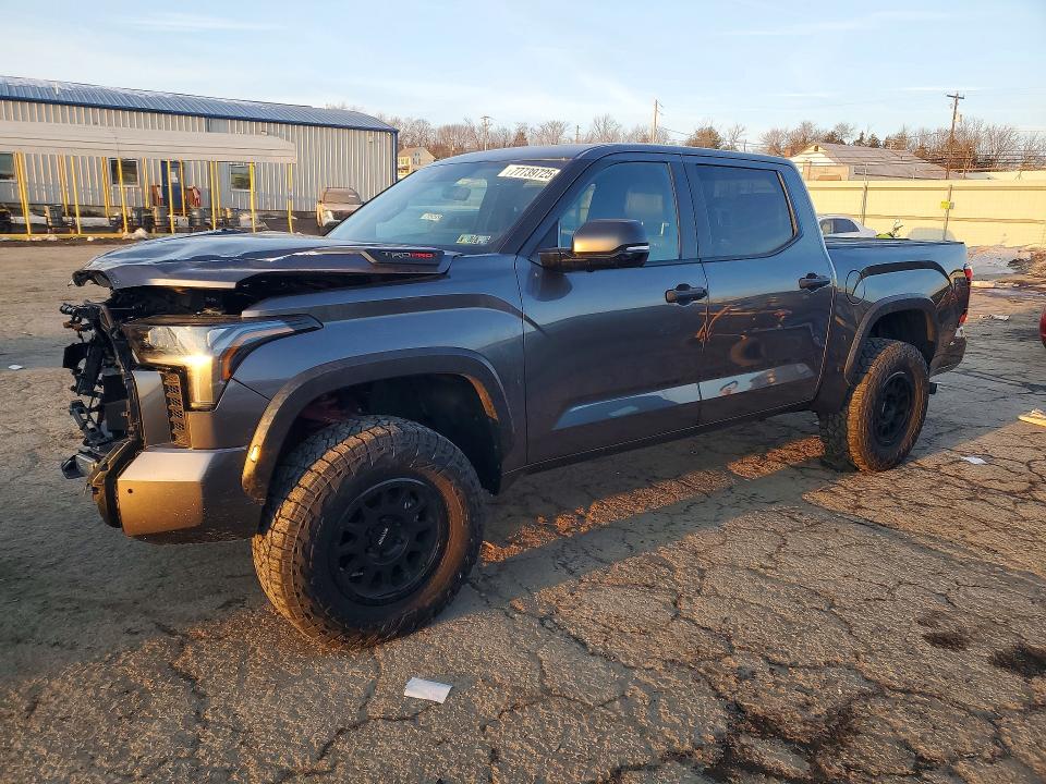 2024 TOYOTA TUNDRA CRE — VIN 5TFPC5DB5RX066451