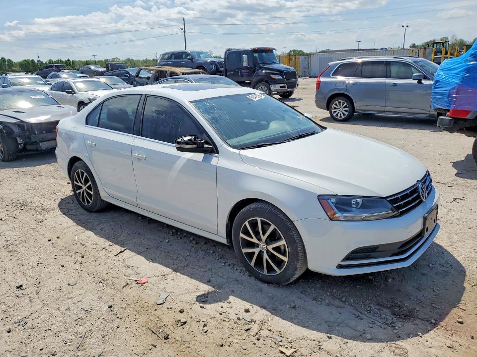 3VWDB7AJ8JM261707