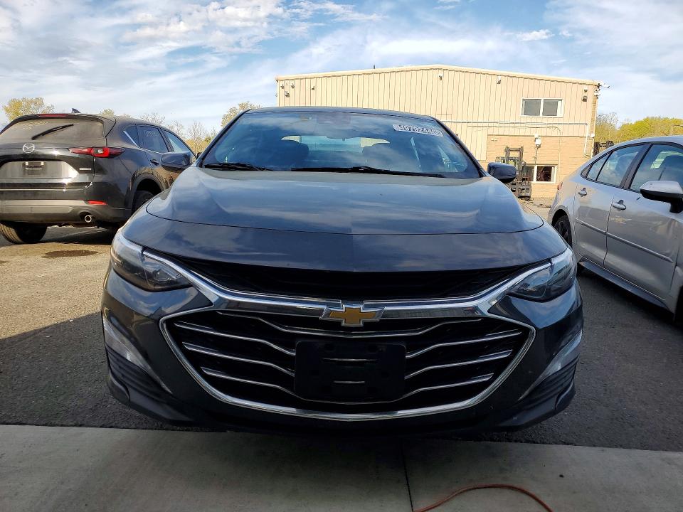 1G1ZD5ST9PF188551