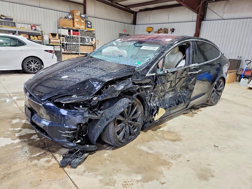 2020 TESLA MODEL X — VIN 5YJXCBE26LF261148