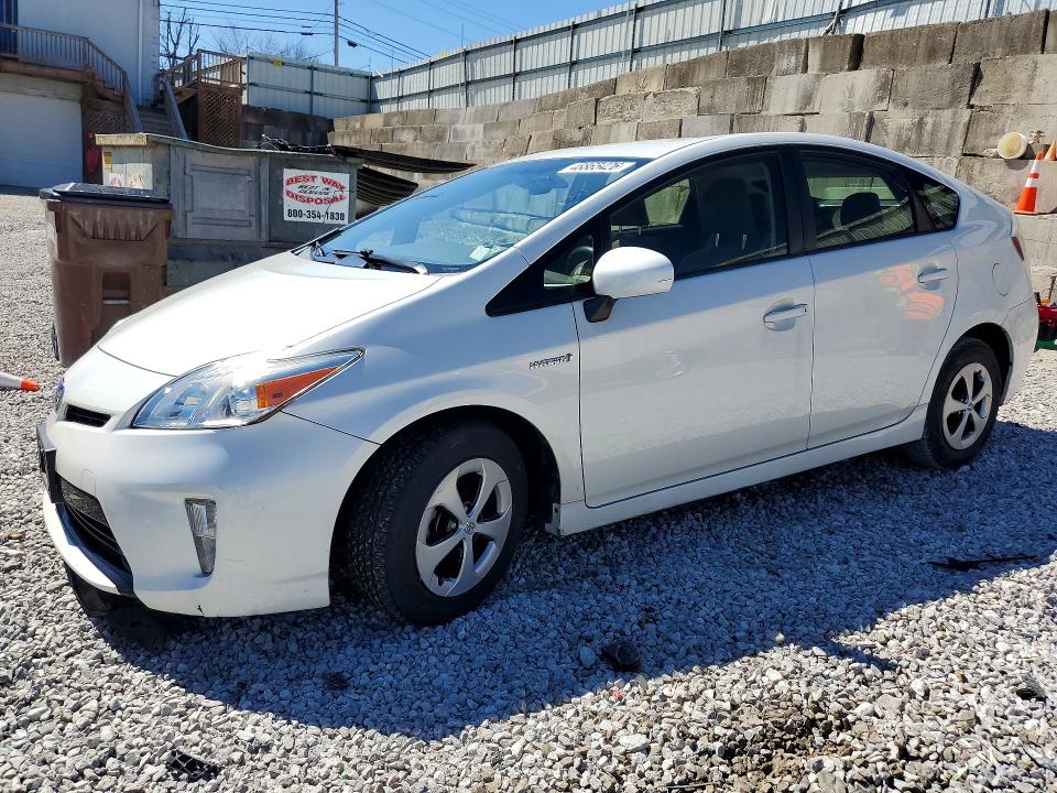 2015 TOYOTA PRIUS — VIN JTDKN3DU4F0403173