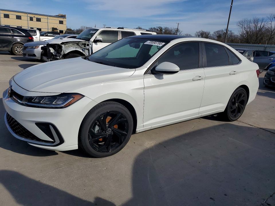 2025 VOLKSWAGEN JETTA — VIN 3VW7X7BU9SM076655