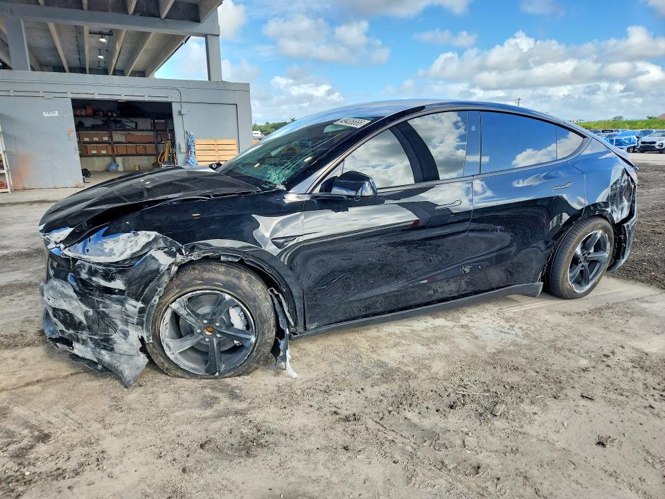 2026 TESLA MODEL Y — VIN 7SAYGDEEXTA412877
