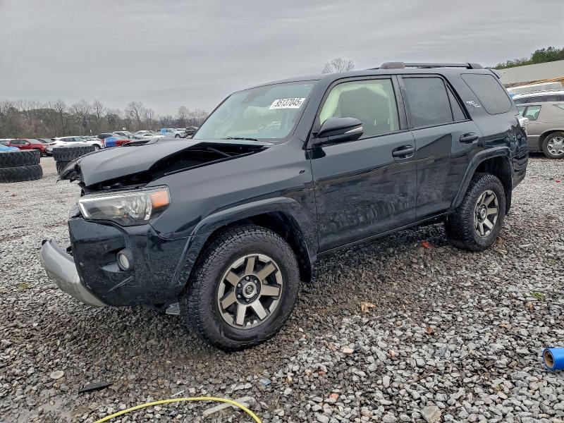 2020 TOYOTA 4RUNNER SR — VIN JTEBU5JR9L5800600
