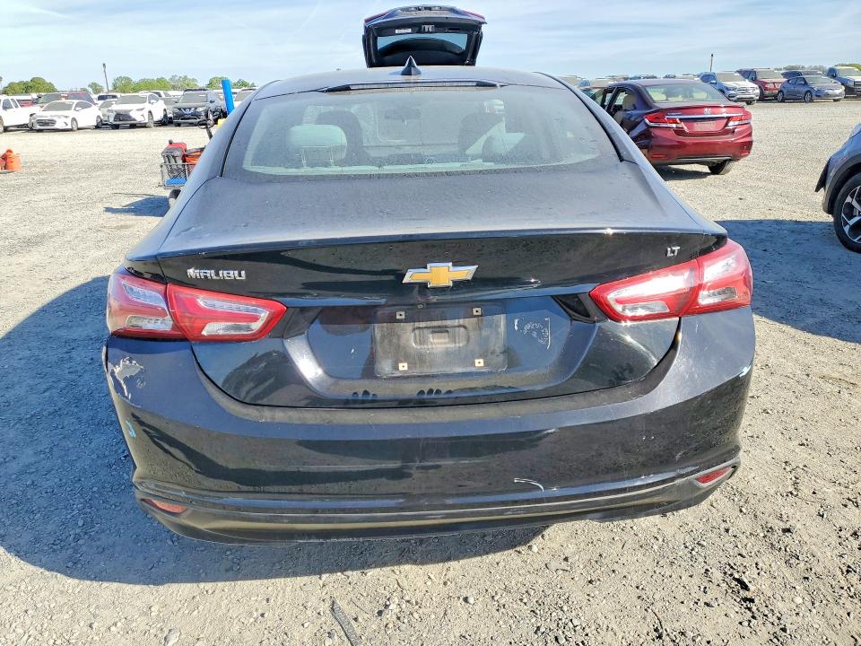 1G1ZD5ST8KF115955