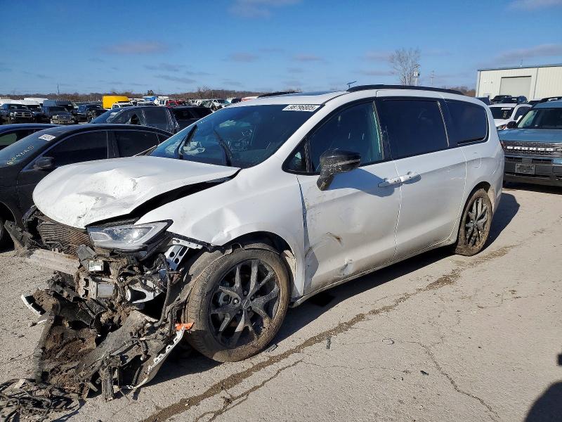 2024 CHRYSLER PACIFICA — VIN 2C4RC1GG9RR111429