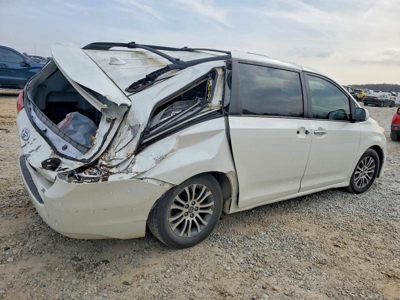 2020 TOYOTA SIENNA — VIN 5TDYZ3DC1LS058621