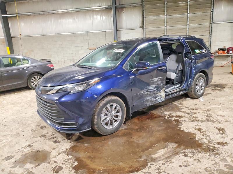 2025 TOYOTA SIENNA — VIN 5TDKSKFC4SS191583